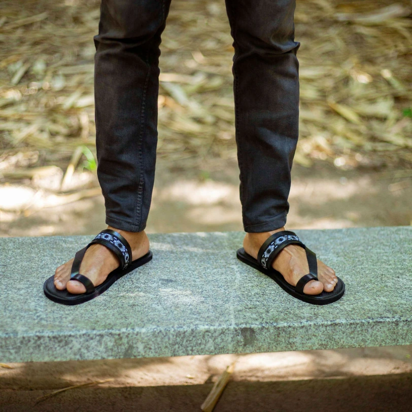 Sandal with black and white