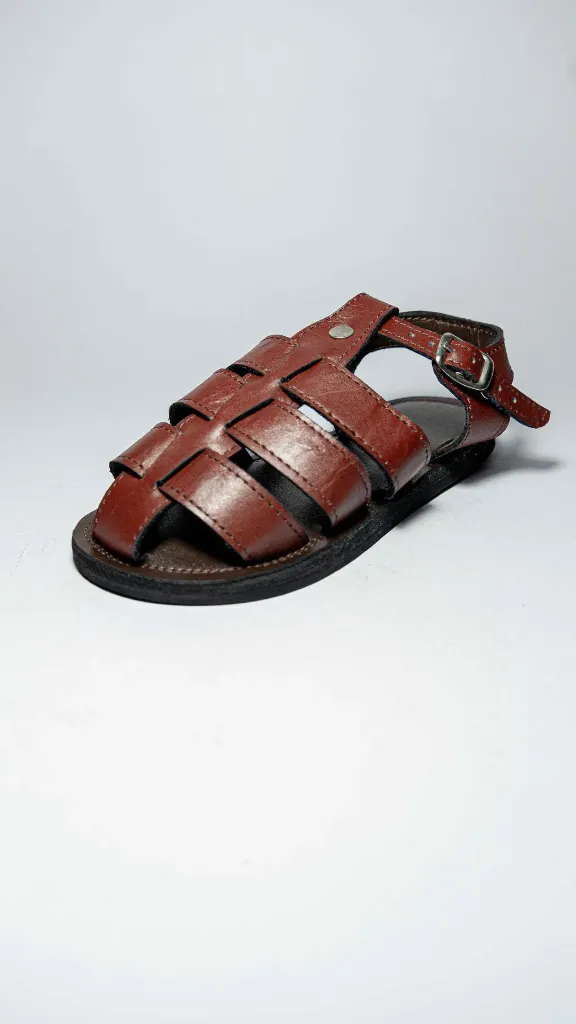Short sandal brown