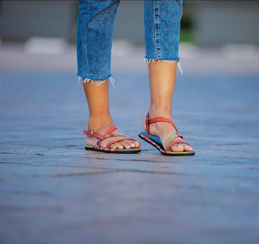 [R1VIG42] Sandal red with green