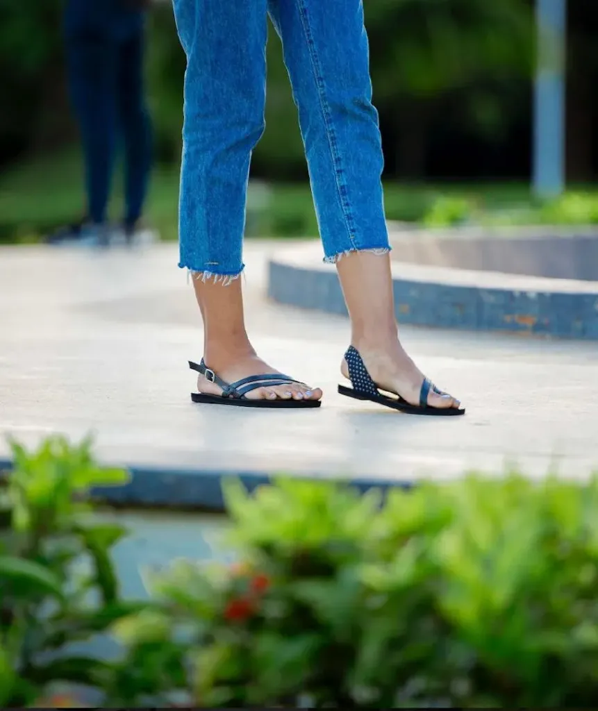 Sandal silver with white back sling